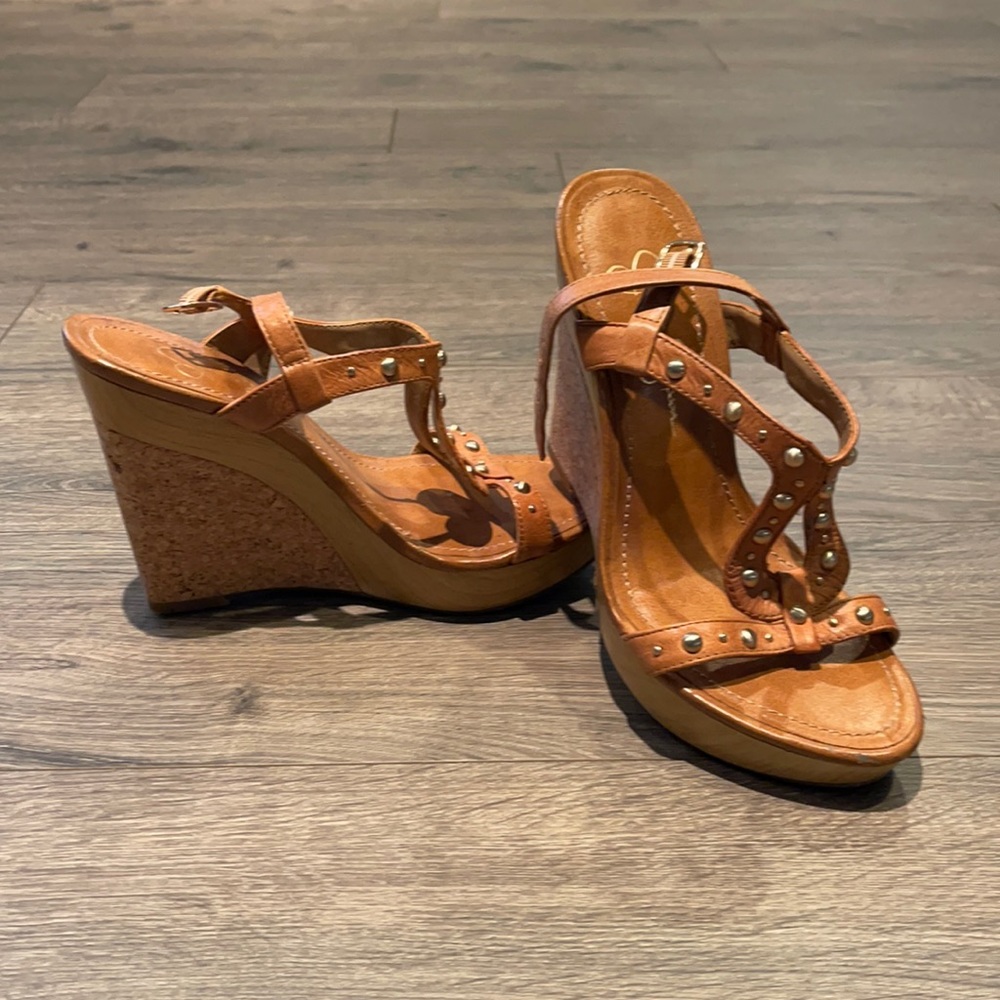 Jessica Simpson wedges